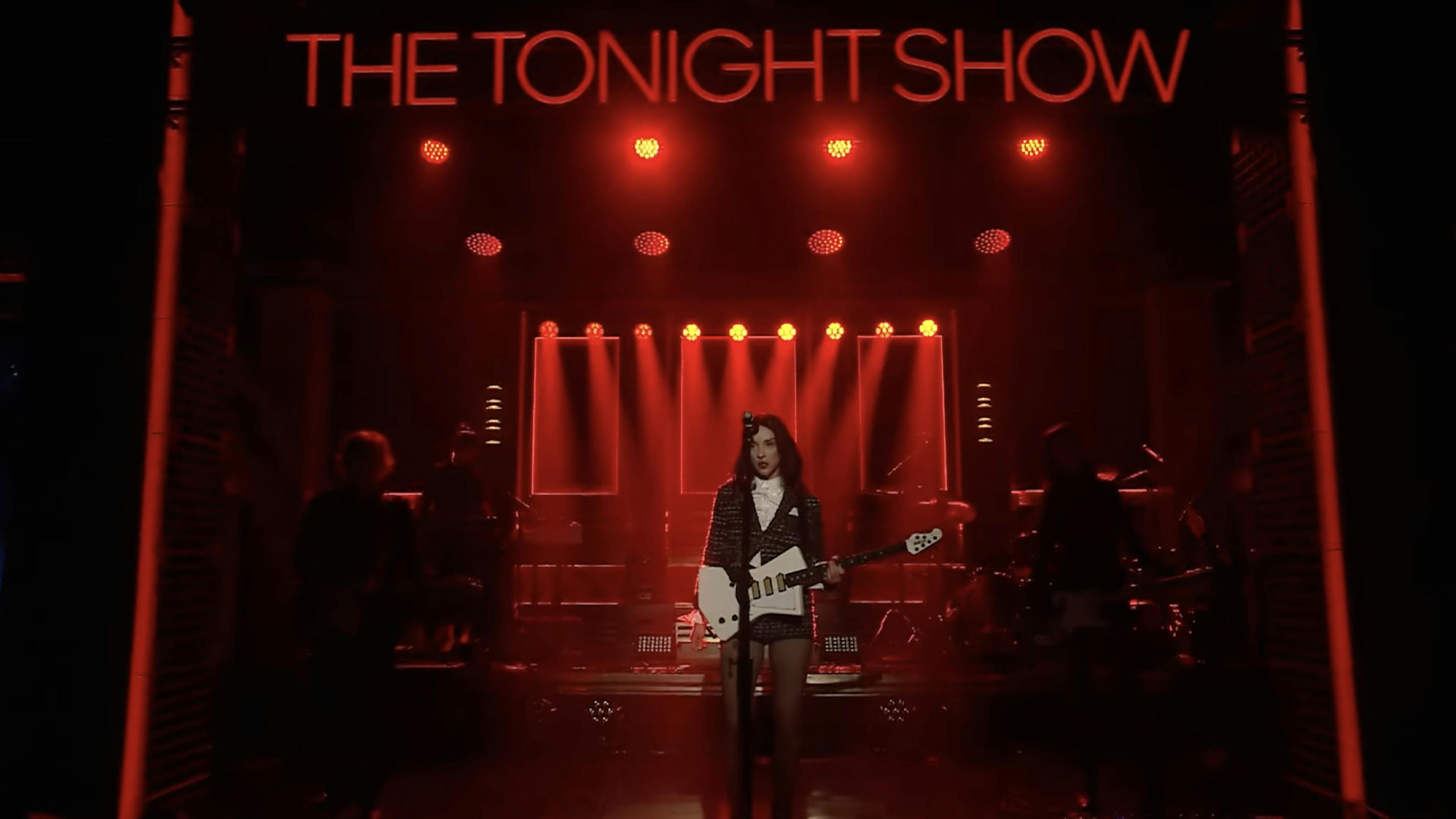 See St. Vincent perform on The Tonight Show Starring Jimmy Fallon