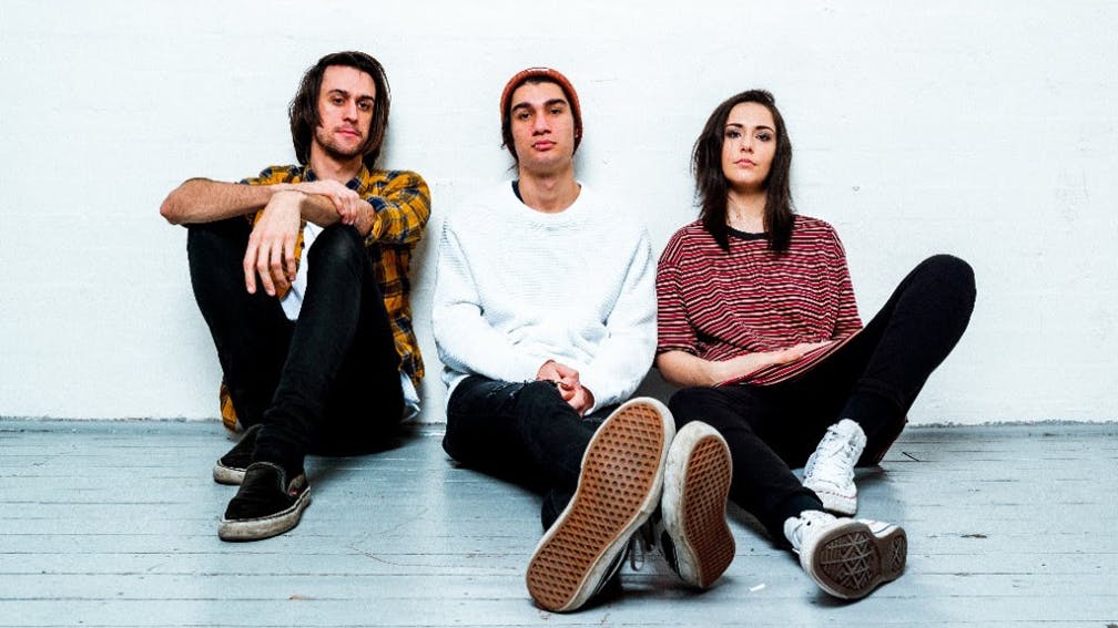 Stand Atlantic Sign To Hopeless Records; Announce Album Skinny Dipping