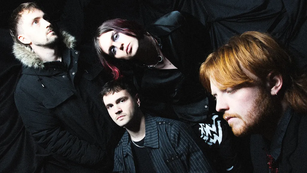 Static Dress Olli Appleyard 2026 1