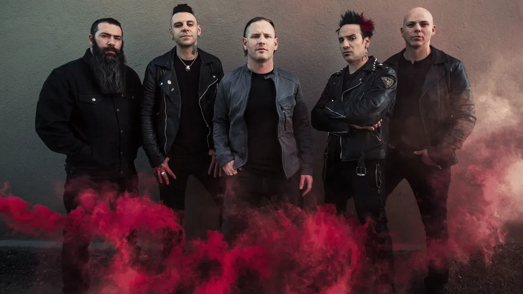 Stone Sour 2017 promo credit Travis Shinn
