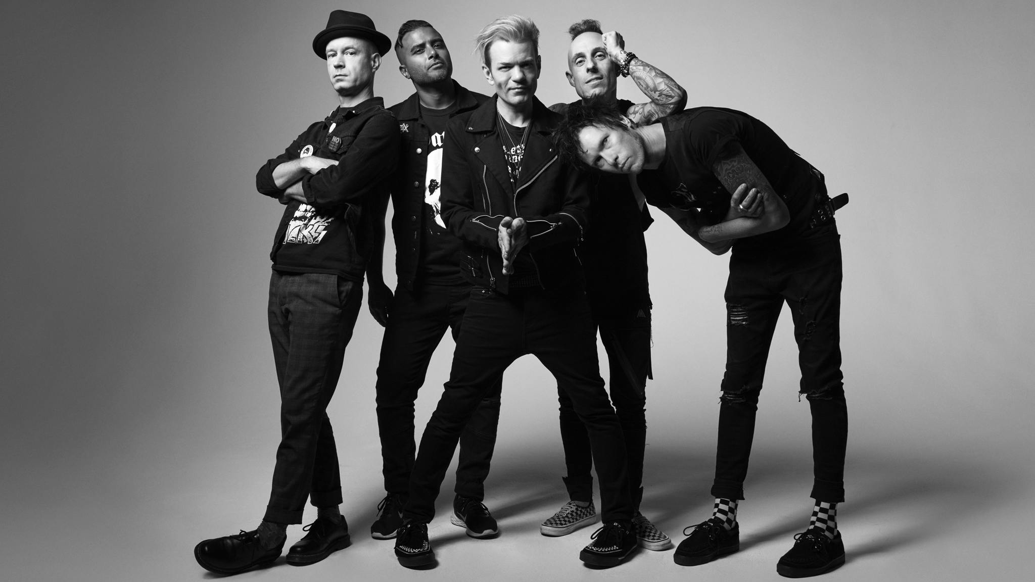 Sum 41 release “old-school pop-punk” single, Landmines