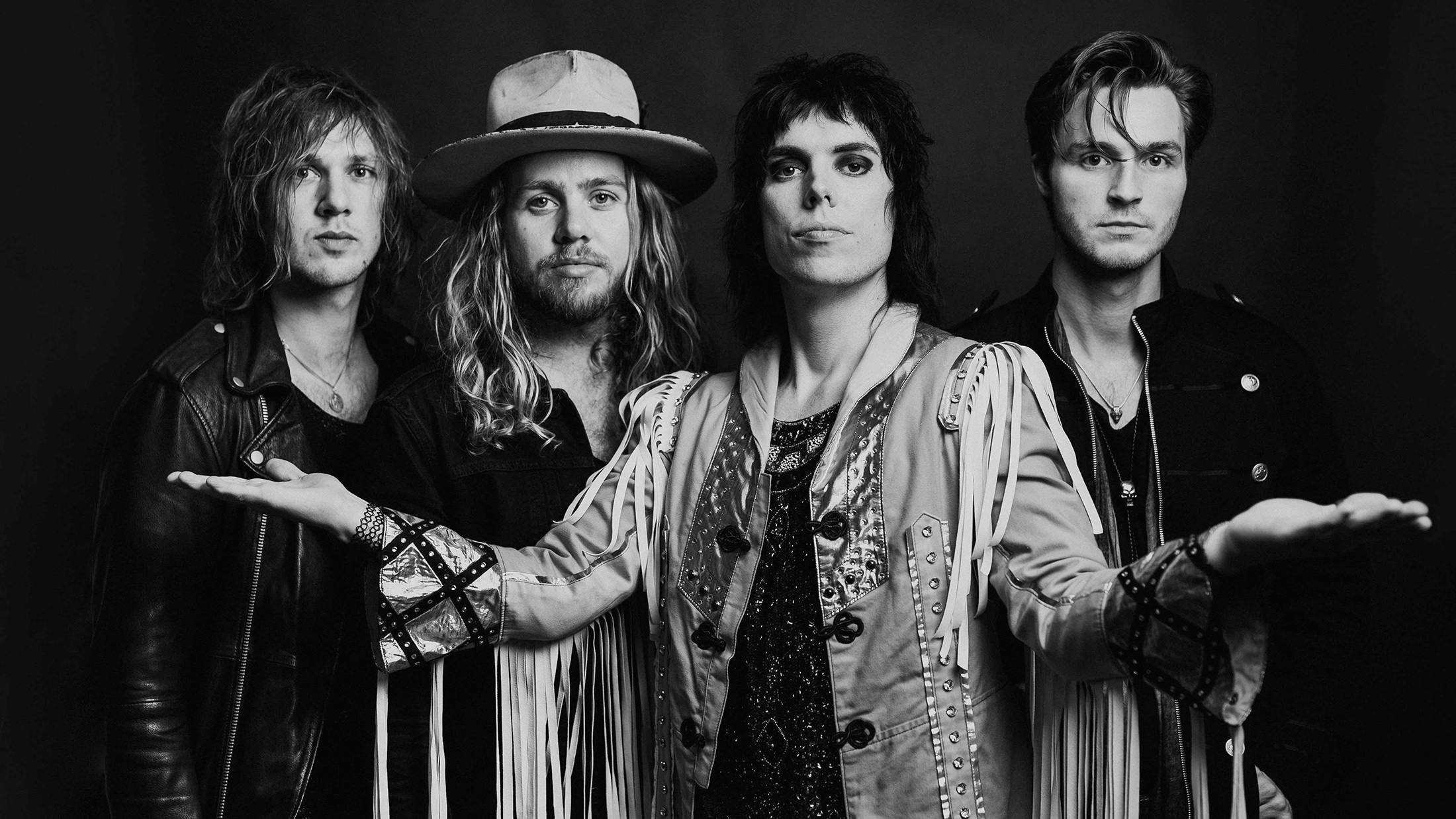Exclusive! The Struts Storm Vegas In Blinging New Video!
