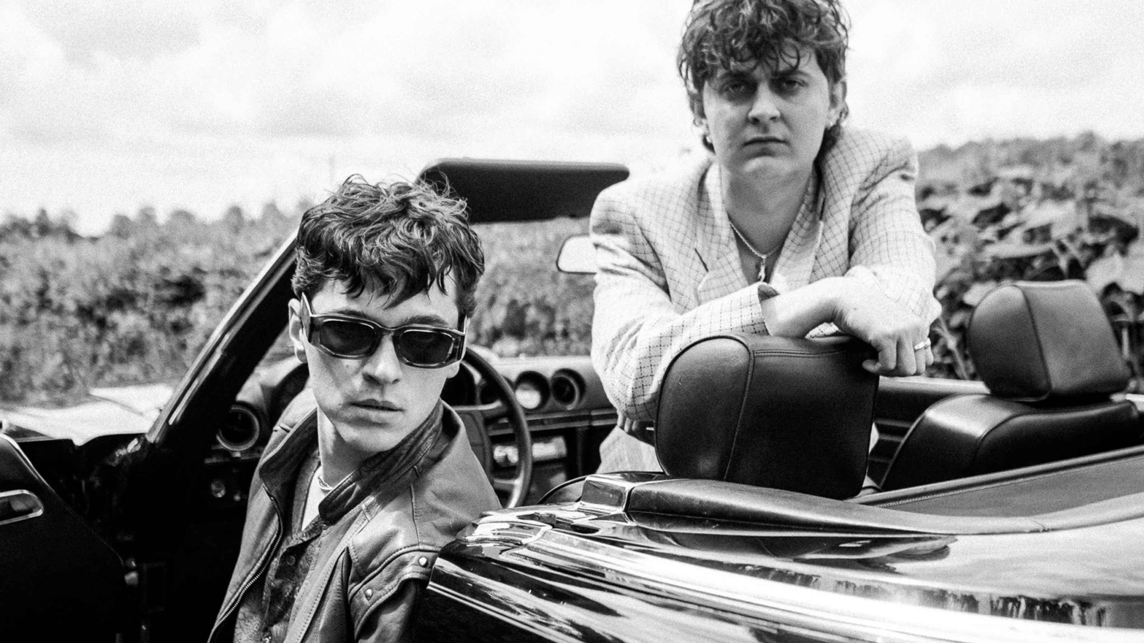 The Deadnotes unleash rousing new single, American Sightseer