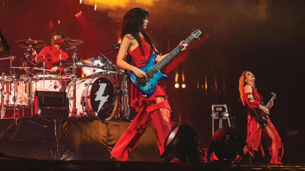 The Warning live February 2025 credit Gustavo Kuri header