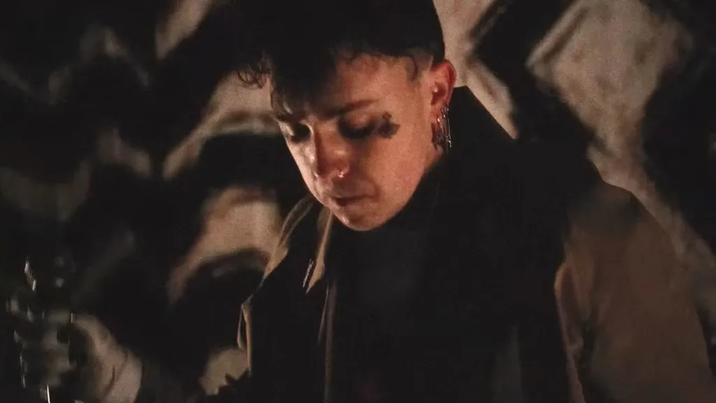 The Boy Shadow new single video Give Me A Seam Ill Show You The Meaning