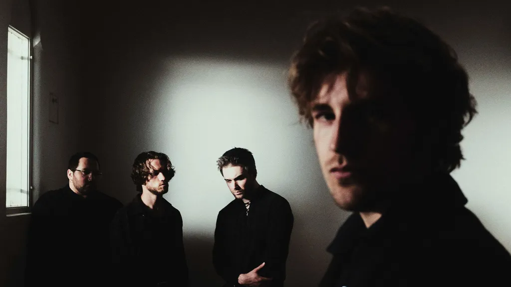 Thornhill September 2025 promo credit Jon Pisani