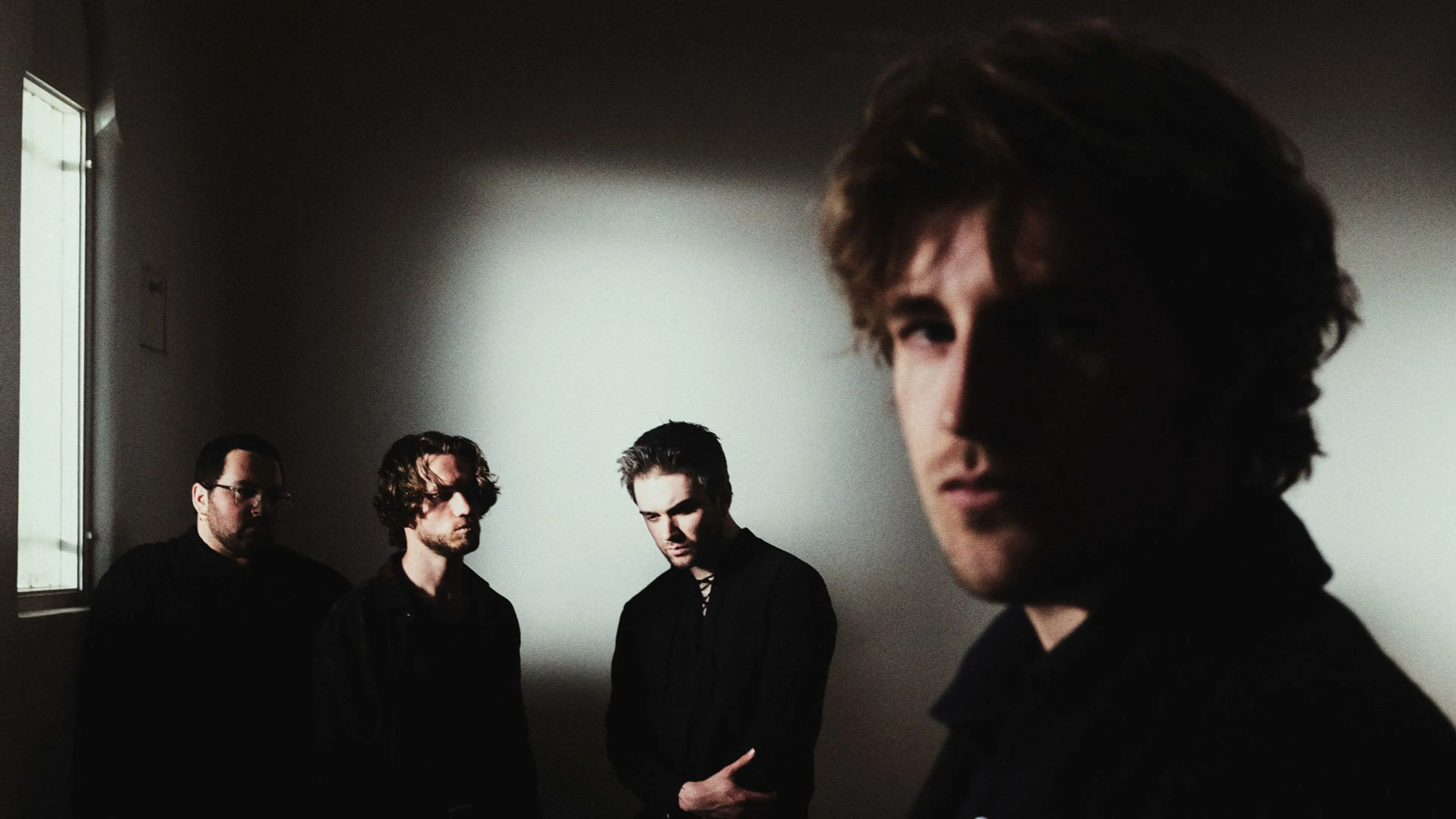 Thornhill drop new single, Mercia