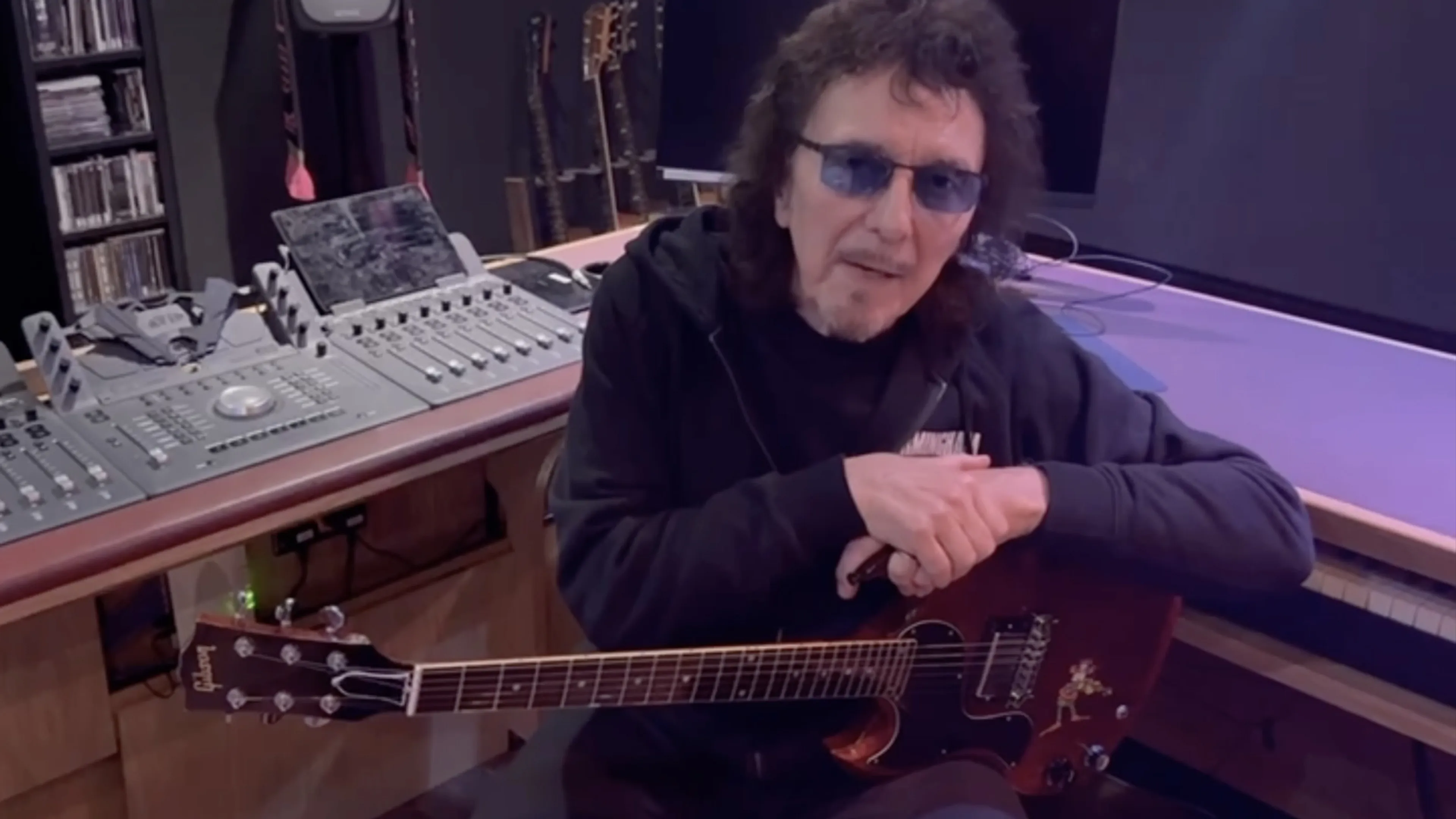 Tony Iommi will “definitely” release a new solo album in 2026