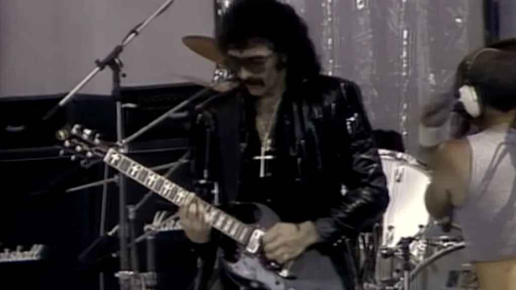 Tony Iommi Black Sabbath Live Aid 1985