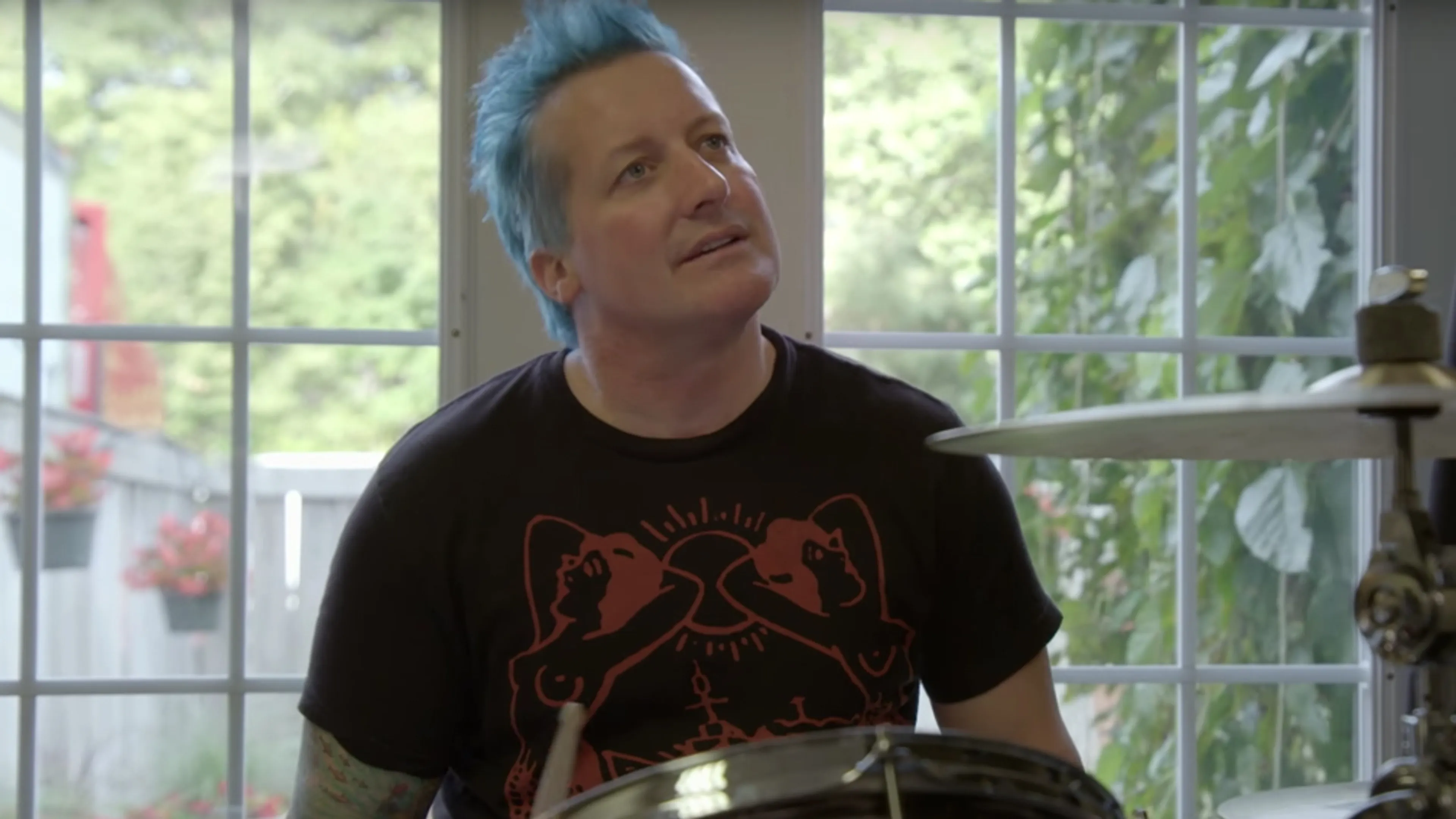 Check Out How Tré Cool's SJC Custom Drums Are Made