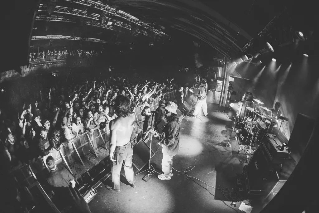 Turnstile Nottingham Rock City 2022 GLOW ON tour credit Nat Wood 6