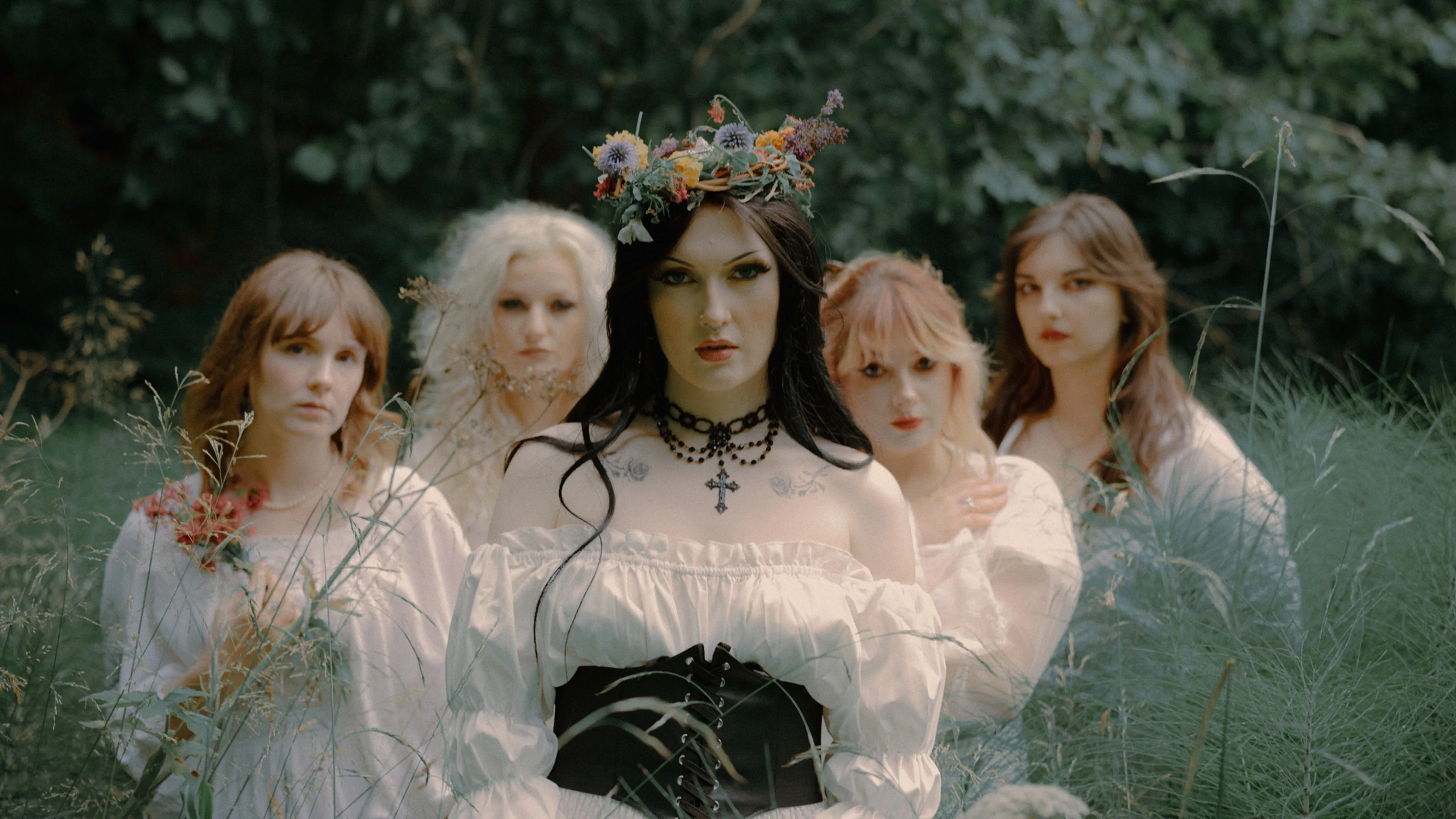 VENUS GRRRLS unveil stunning new single, Ivy Tree