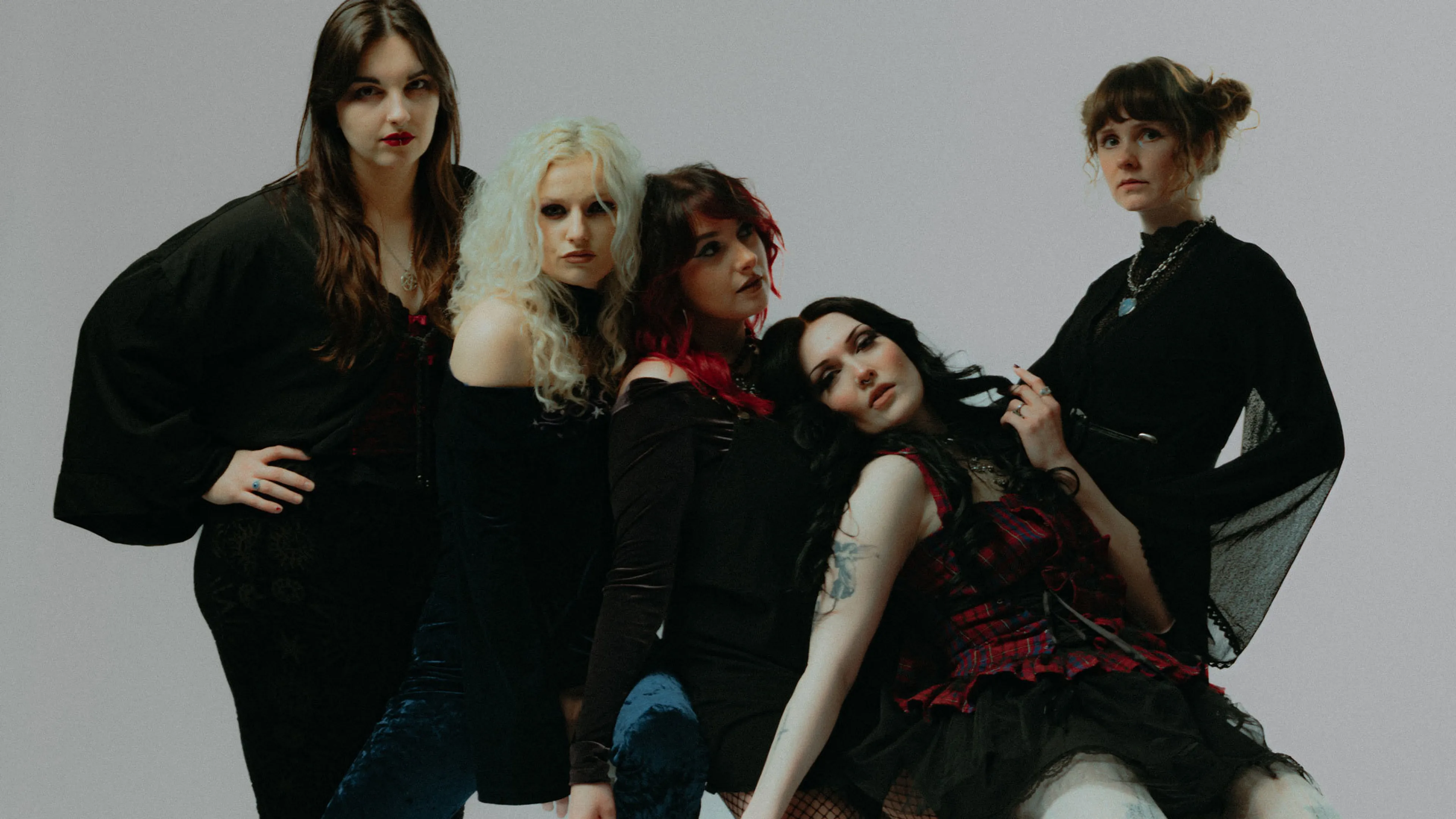 “A song of regret and rage”: Listen to VENUS GRRRLS’ new single, 3x3