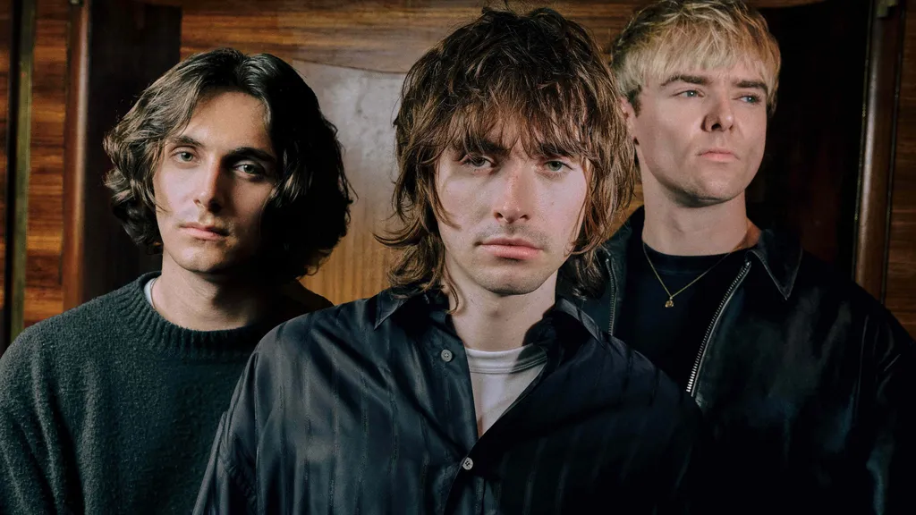 VILLANELLE September 2025 promo Gene Gallagher credit Seb Barros