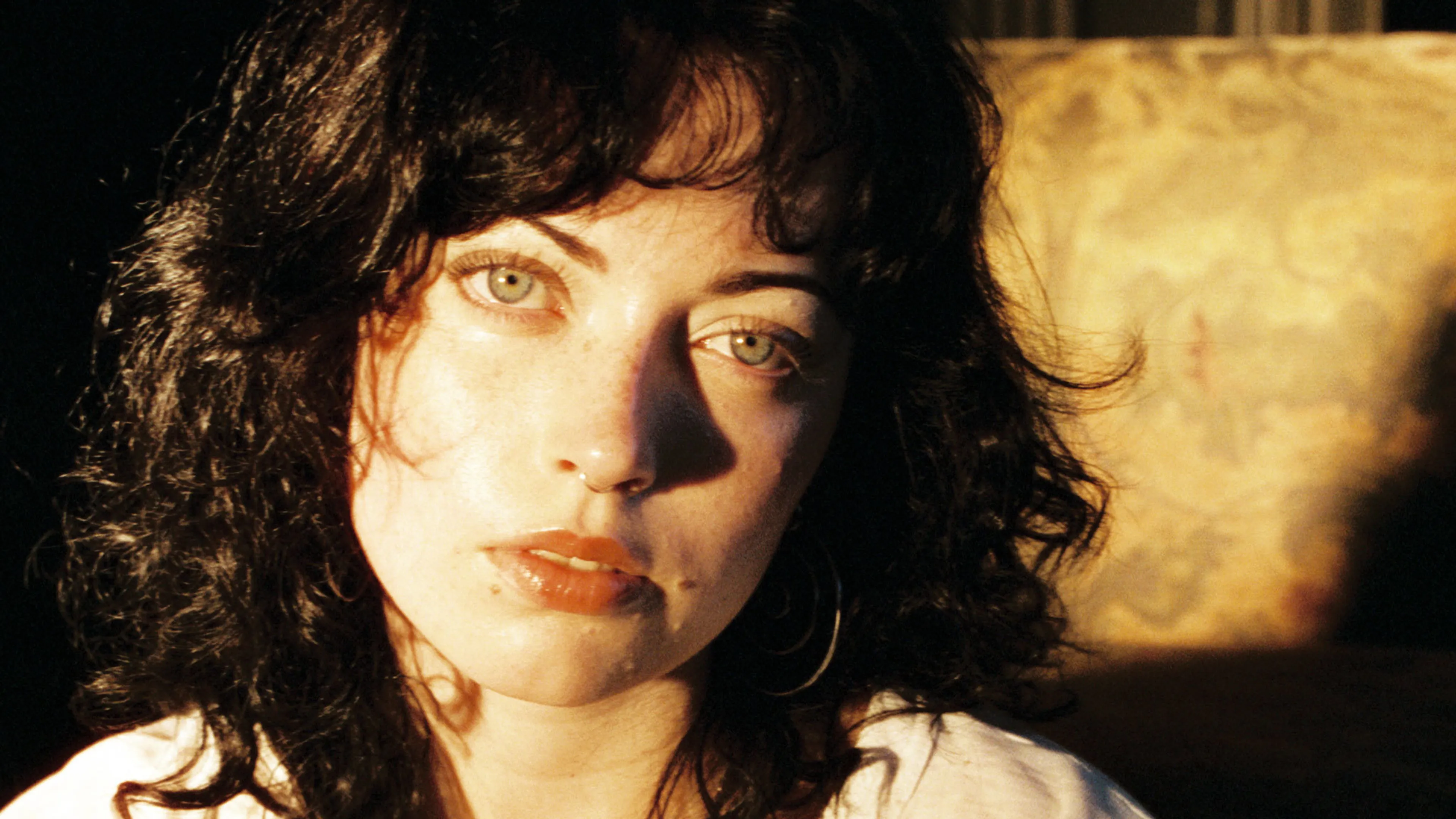 Violet Grohl’s first two singles, THUM and Applefish, are now on streaming