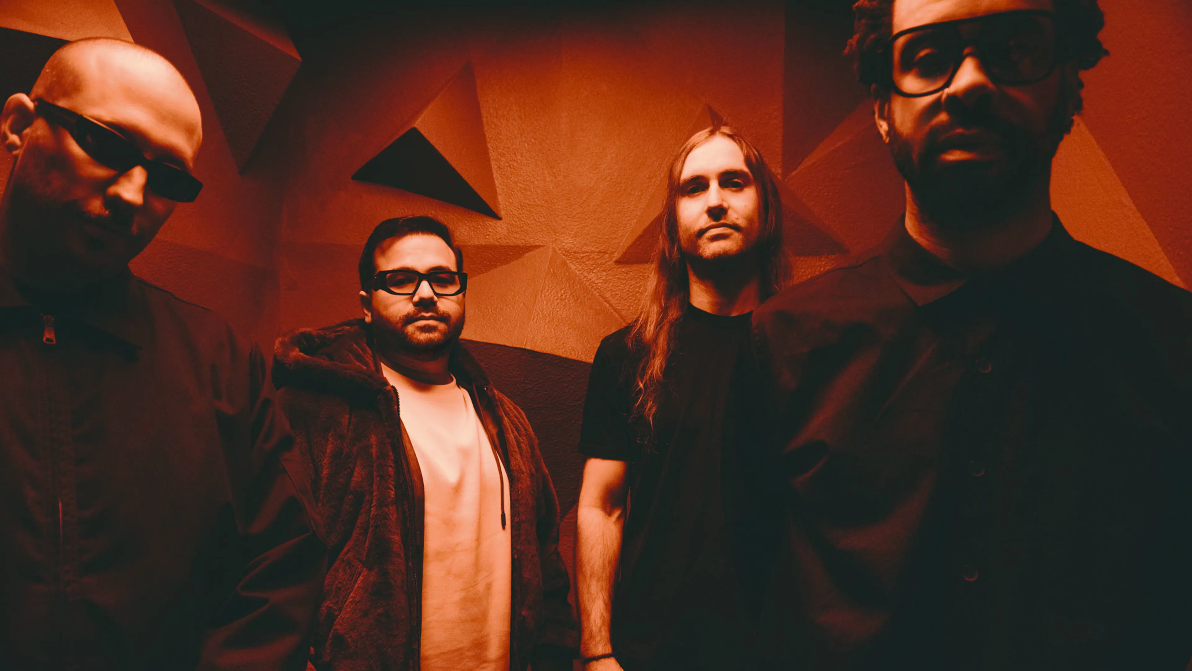 Volumes unleash new single S.O.A.P. from upcoming fifth album, Mirror Touch