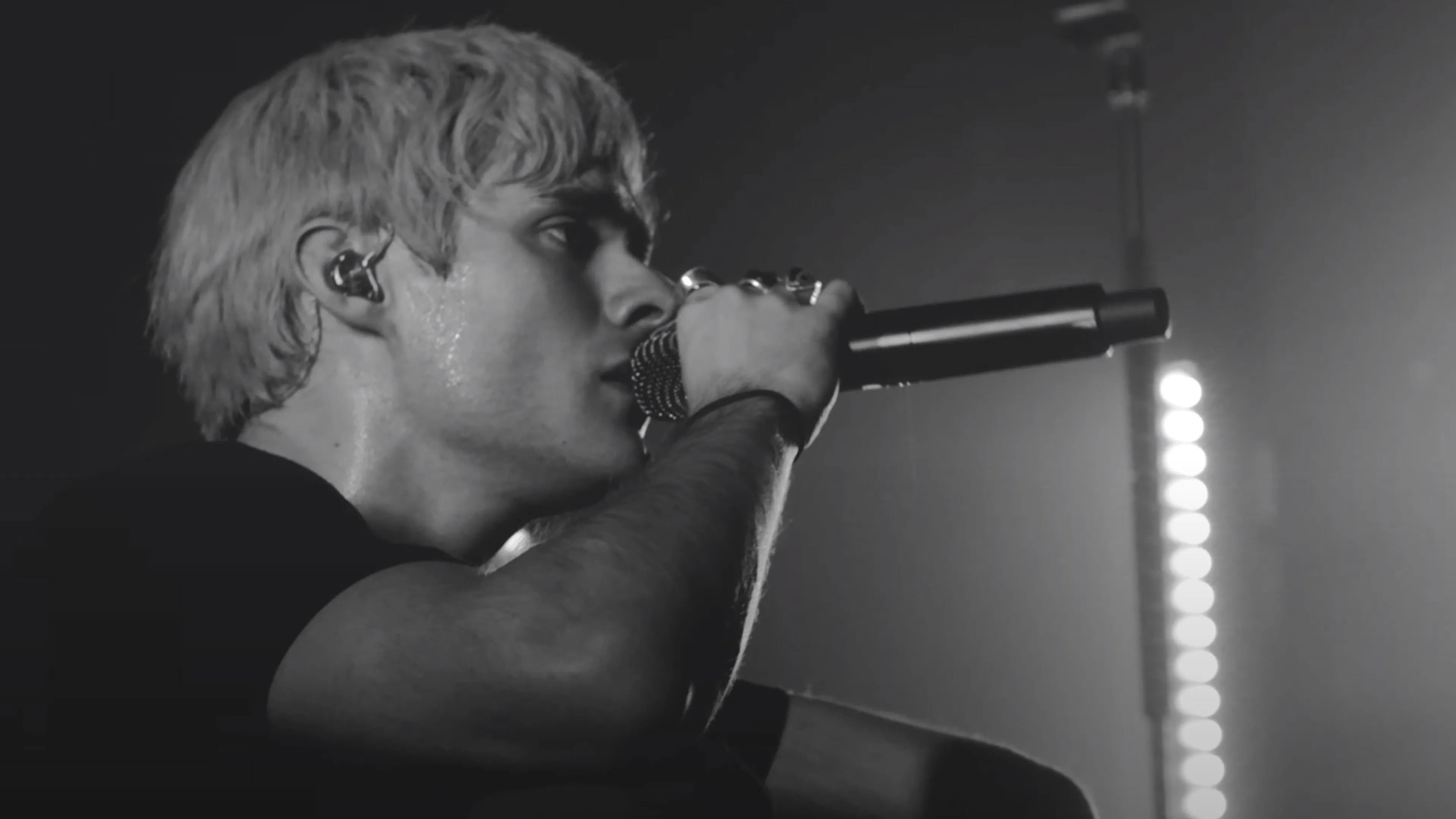 Watch Waterparks' Cinematic Live Video For High Definition