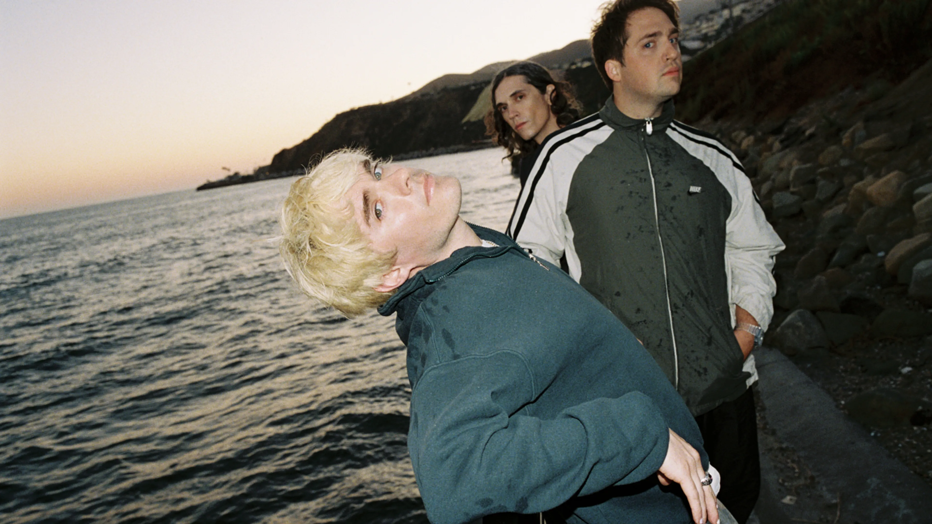 Listen to Waterparks’ new single, ANY MINUTE NOW