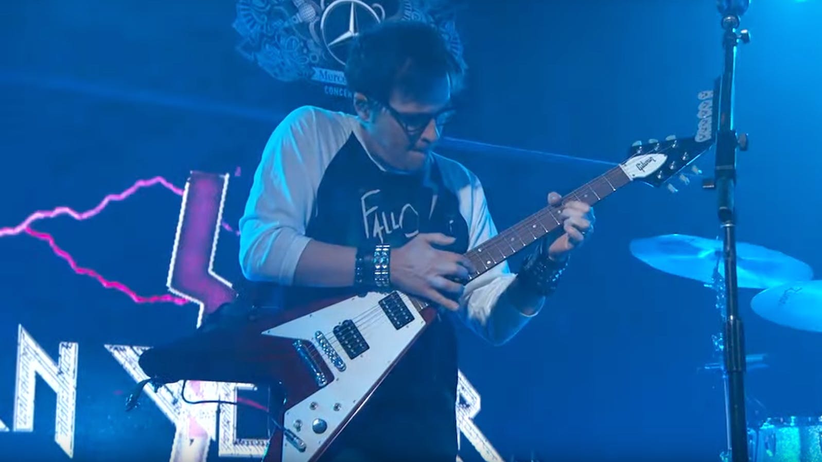 Watch Weezer Perform New Song The End Of The Game On Jimmy Kimmel Live