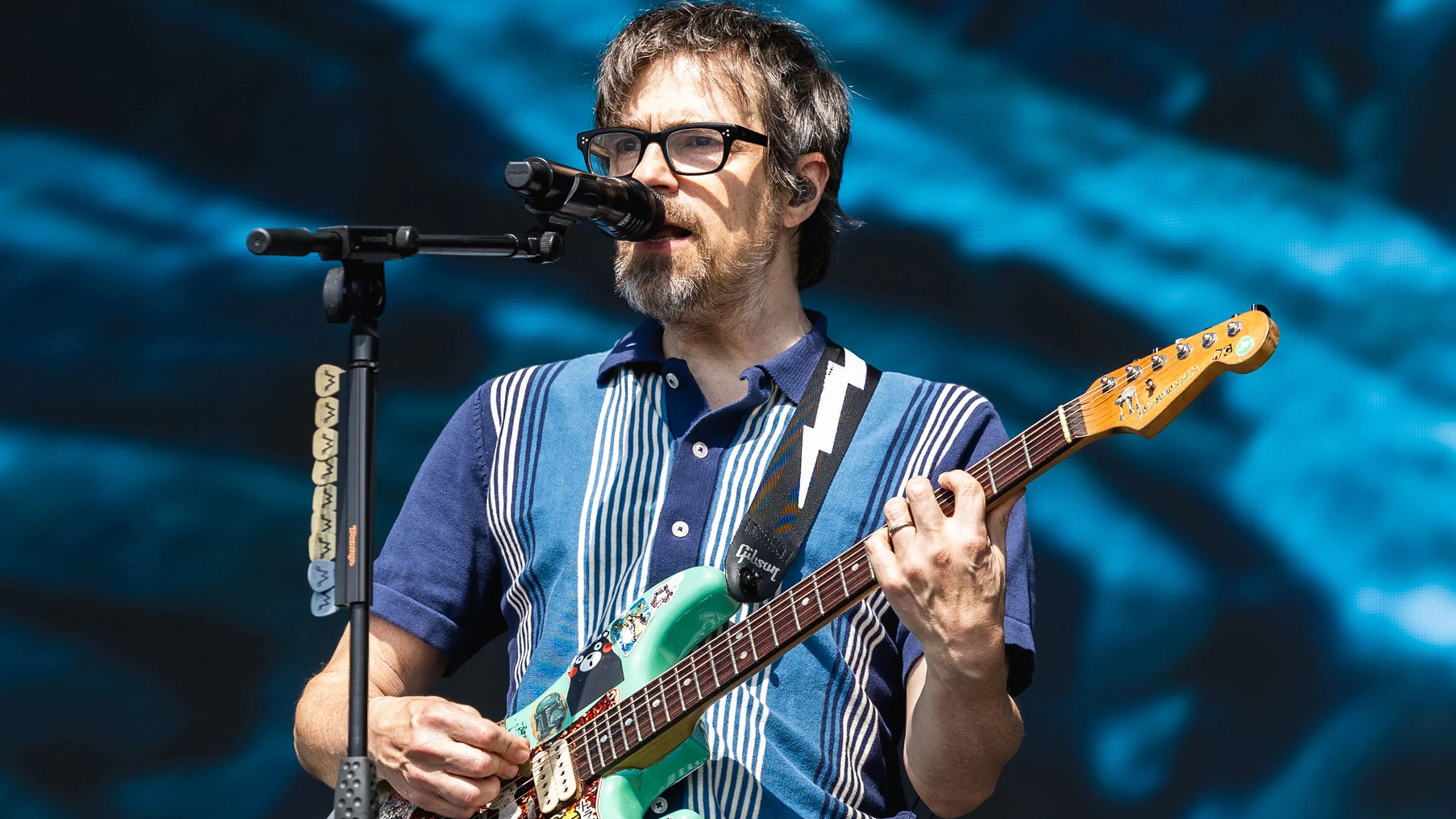 Weezer are teasing a new single, Shine Again, coming this week