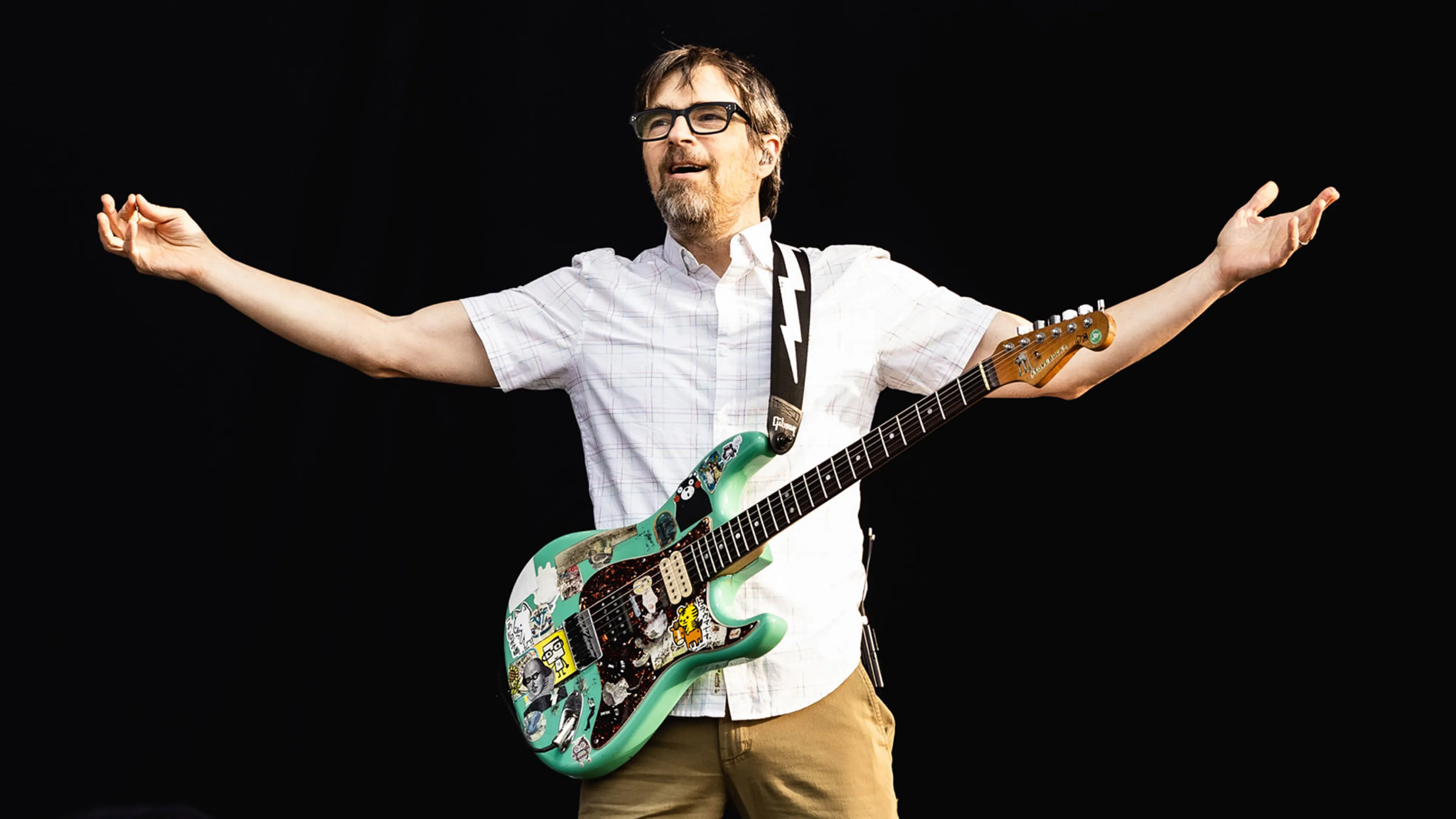 Listen to Weezer’s uplifting new single, Shine Again