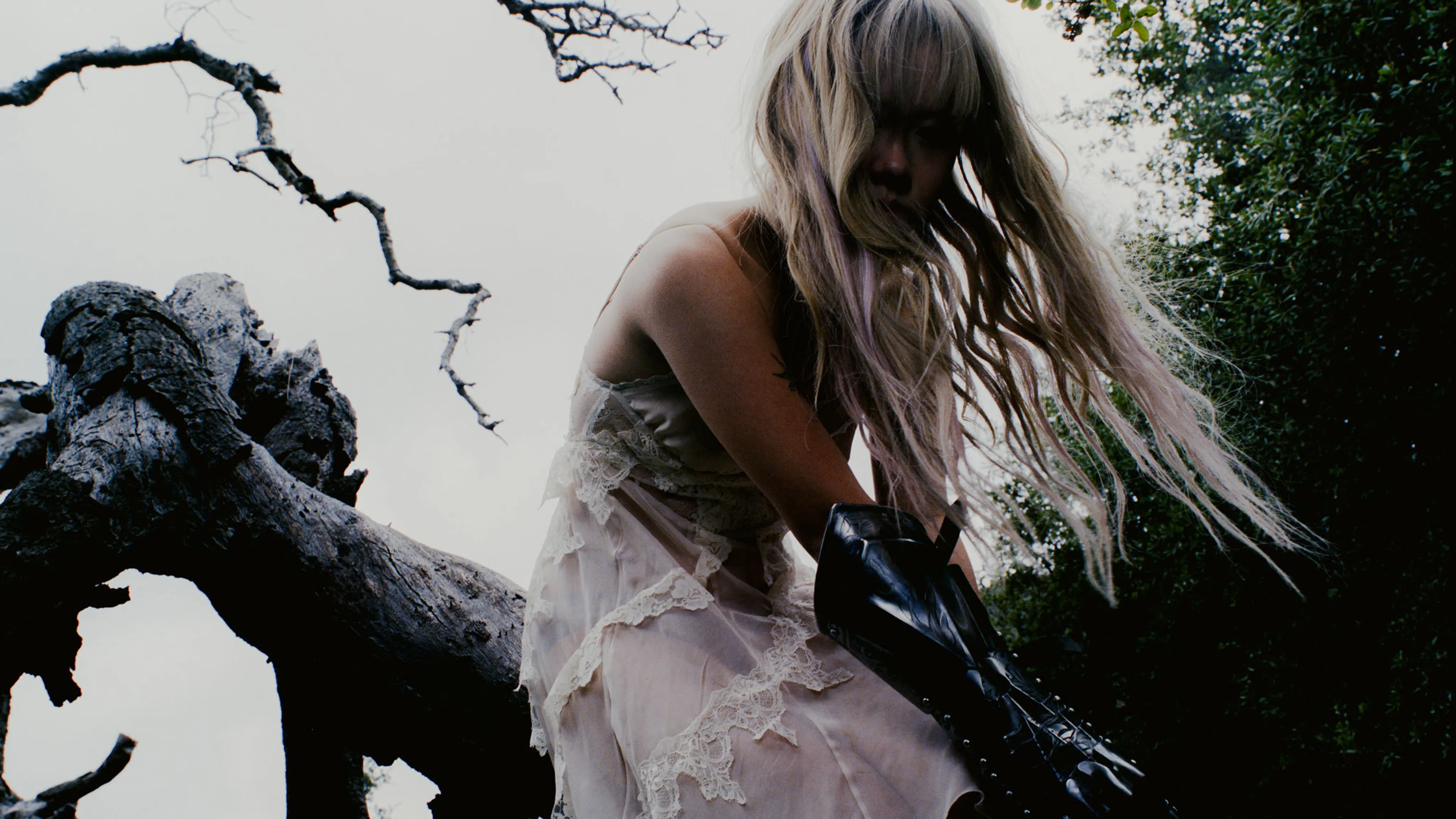 Listen to Wisp’s “vulnerable” new single, Save me now