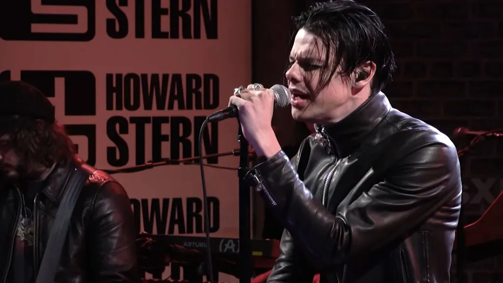 YUNGBLUD Changes cover Howard Stern Show