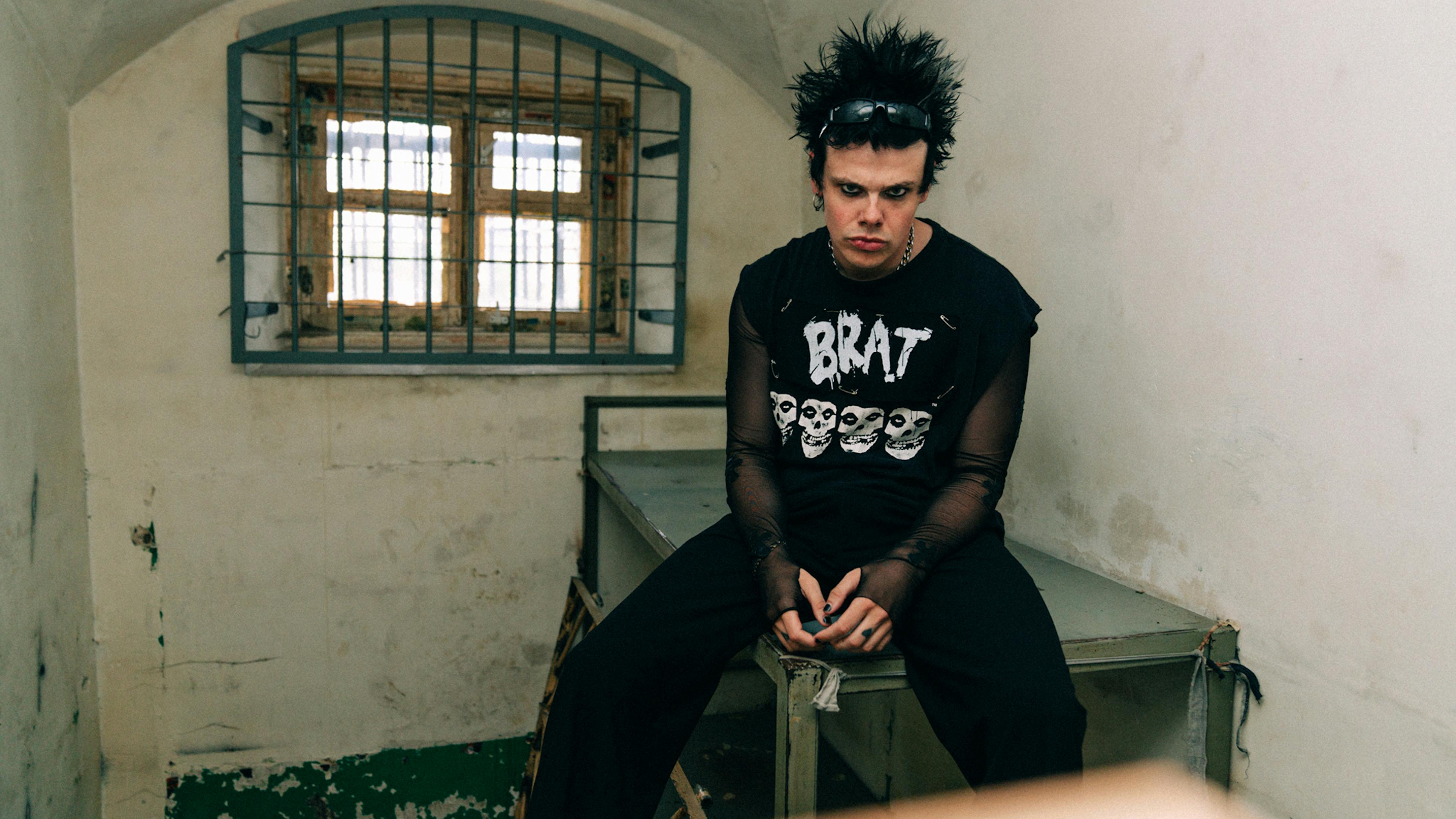 YUNGBLUD shares powerful new single, announces partnerships with mental health charities