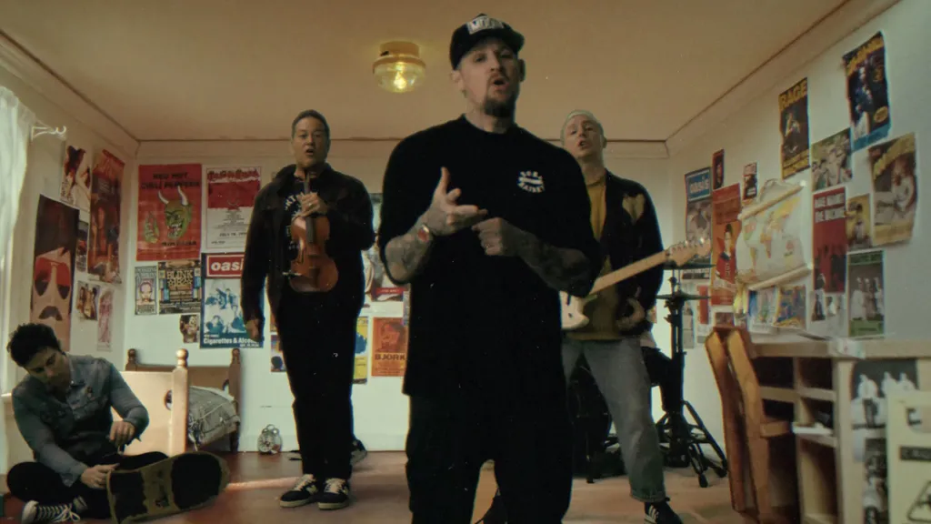 Yellowcard Good Charlotte Bedroom Posters music video