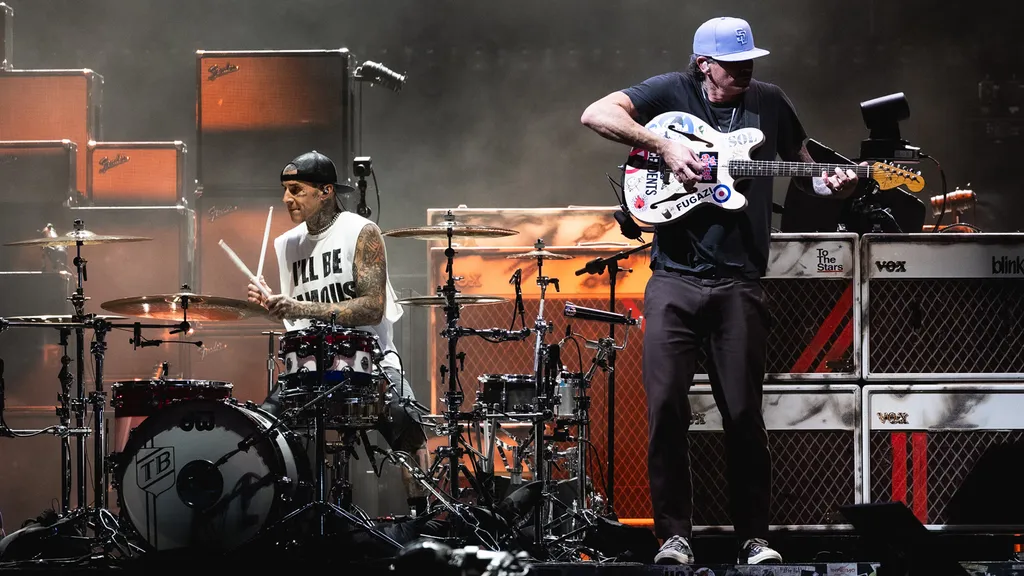 Blink 182 live September 2025 header credit Jenn Five