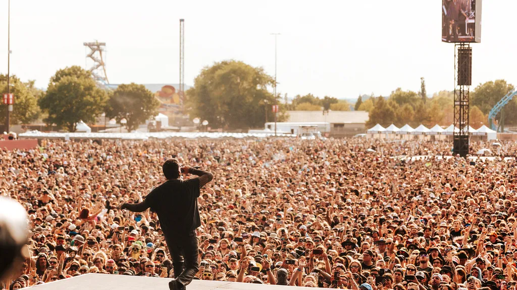 Dayseeker louder than life steve thrasher