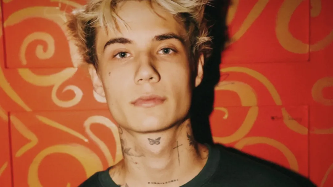 jxdn kicks off next era with new single, Sober Kerrang!