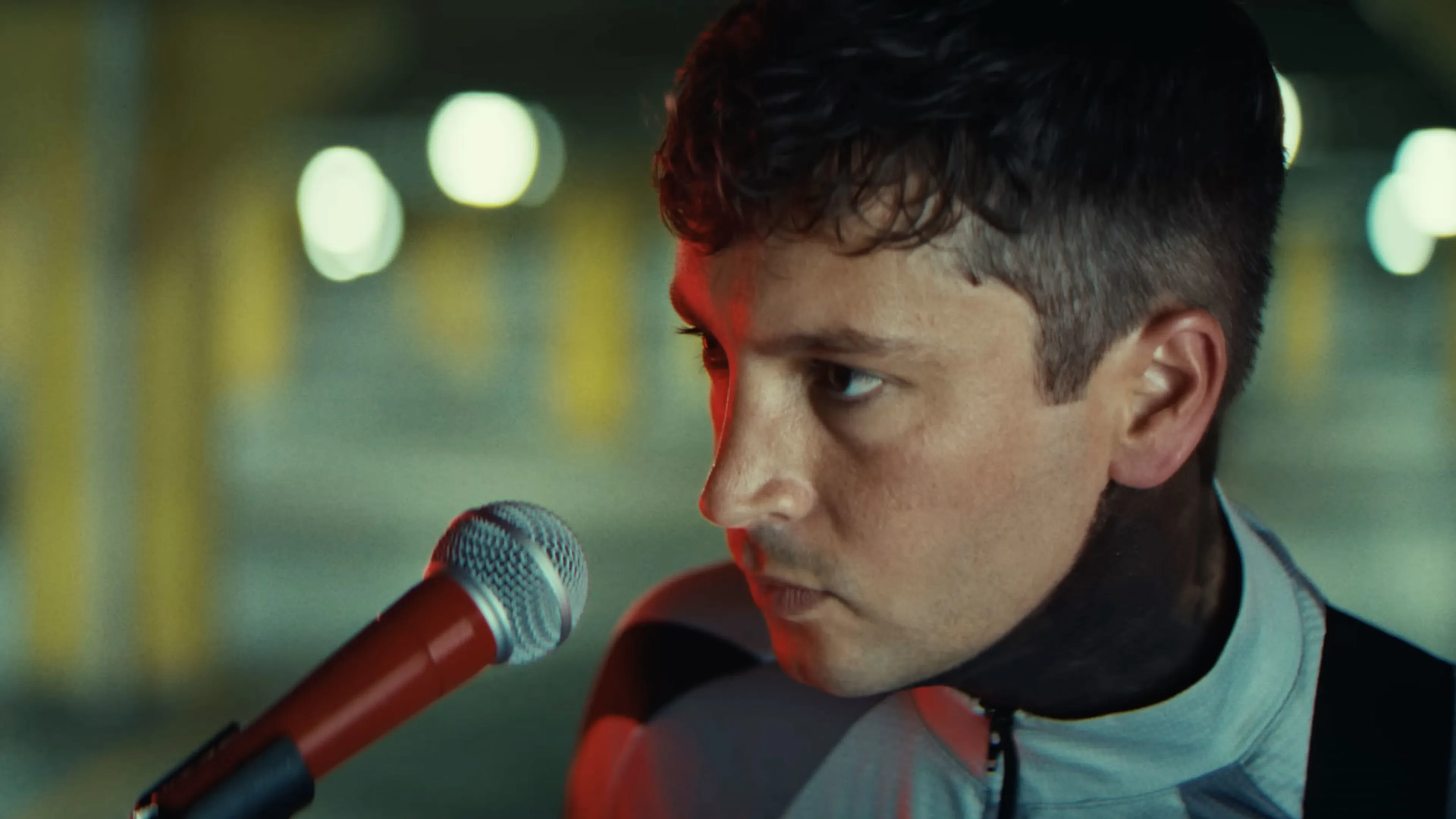 twenty one pilots release new single and video, Drum Show